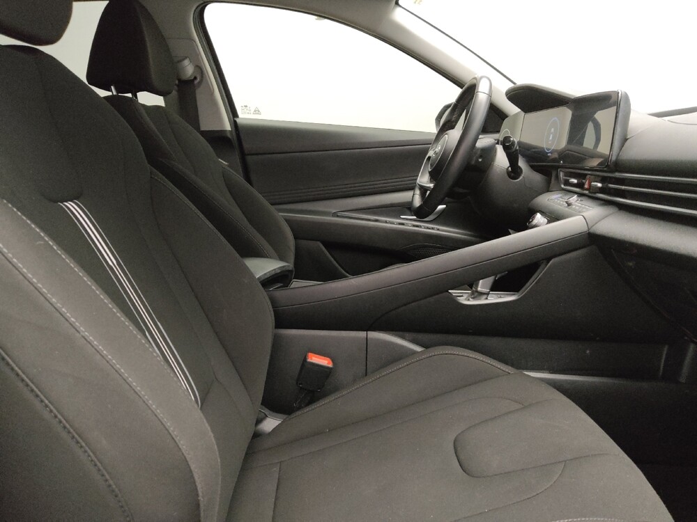 2023 Hyundai Elantra in Lewisville, TX 75067 - 18133586 21