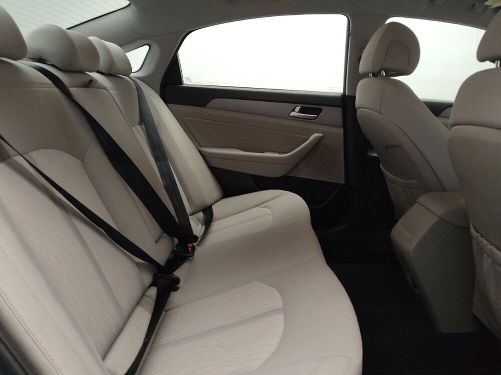 2016 Hyundai Sonata in Tulsa, OK 74145 - 18133590 19