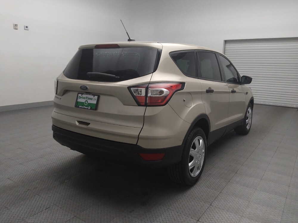 2018 Ford Escape in Tulsa, OK 74145 - 18133594 9