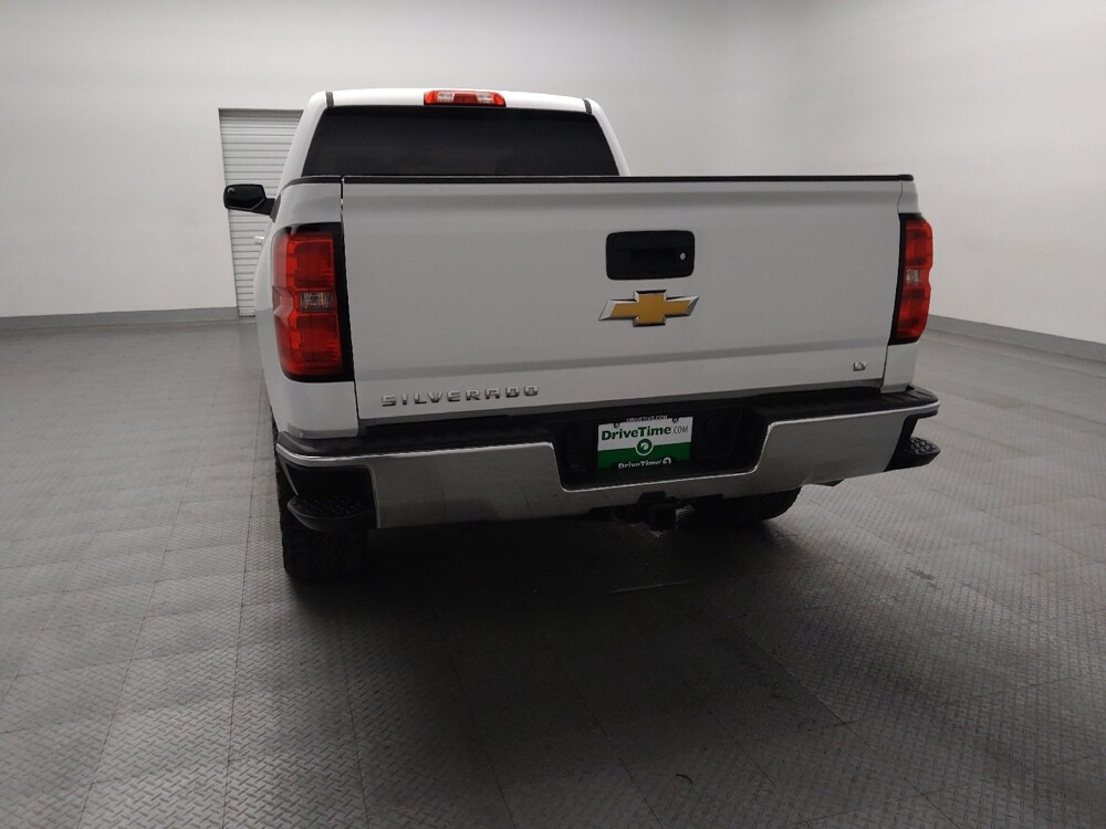 2018 Chevrolet Silverado 1500 in Tulsa, OK 74145 - 18133597 6