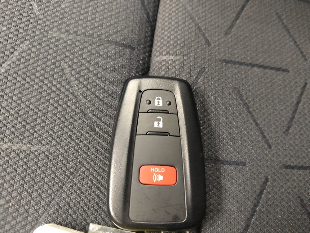 2019 Toyota RAV4 in Tulsa, OK 74145 - 18133599 32