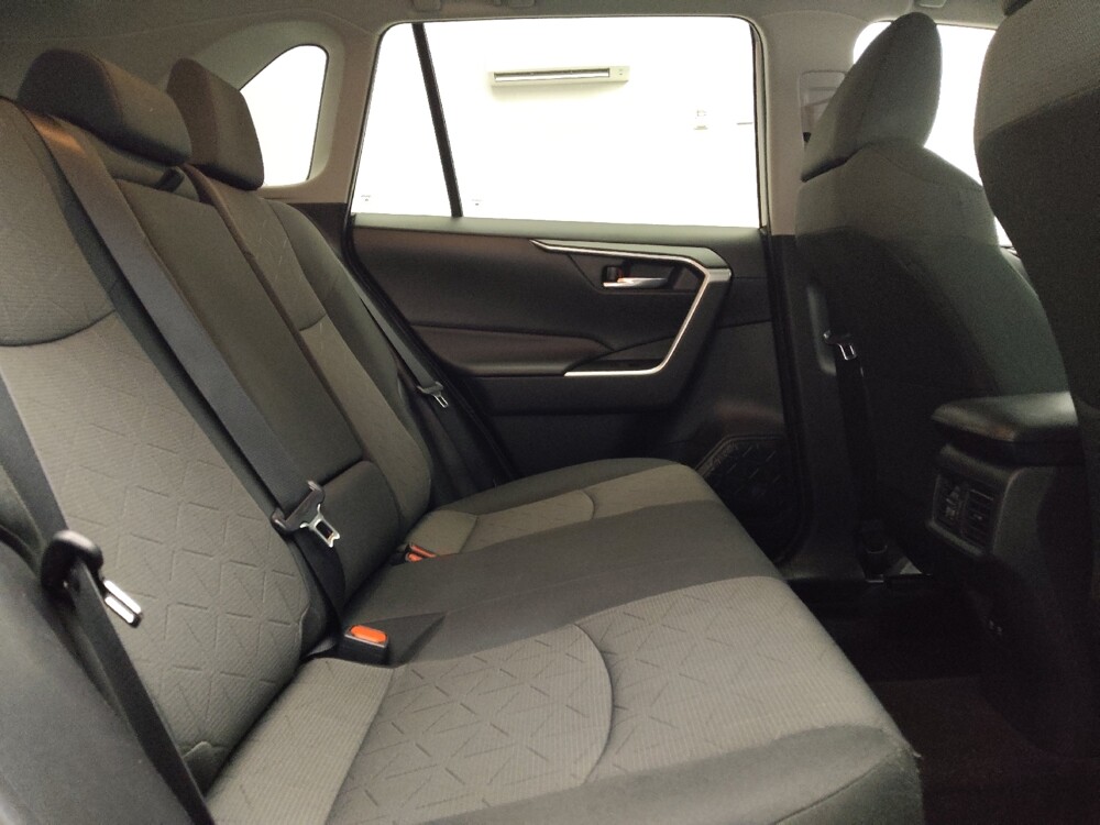 2019 Toyota RAV4 in Tulsa, OK 74145 - 18133599 19