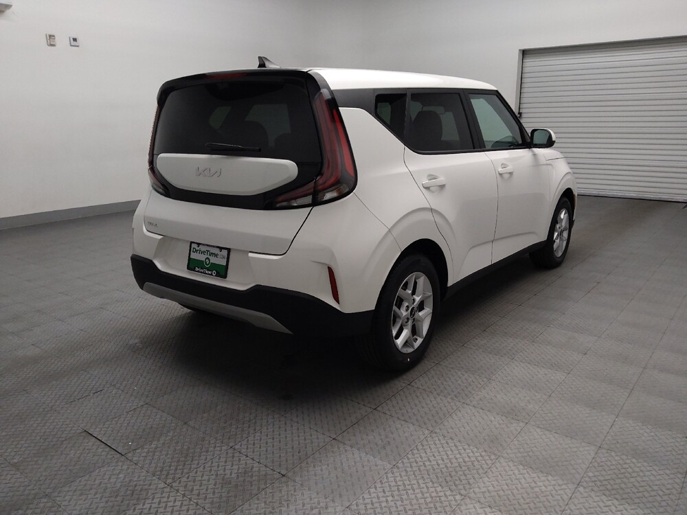 2025 Kia Soul in Tulsa, OK 74145 - 18133600 9