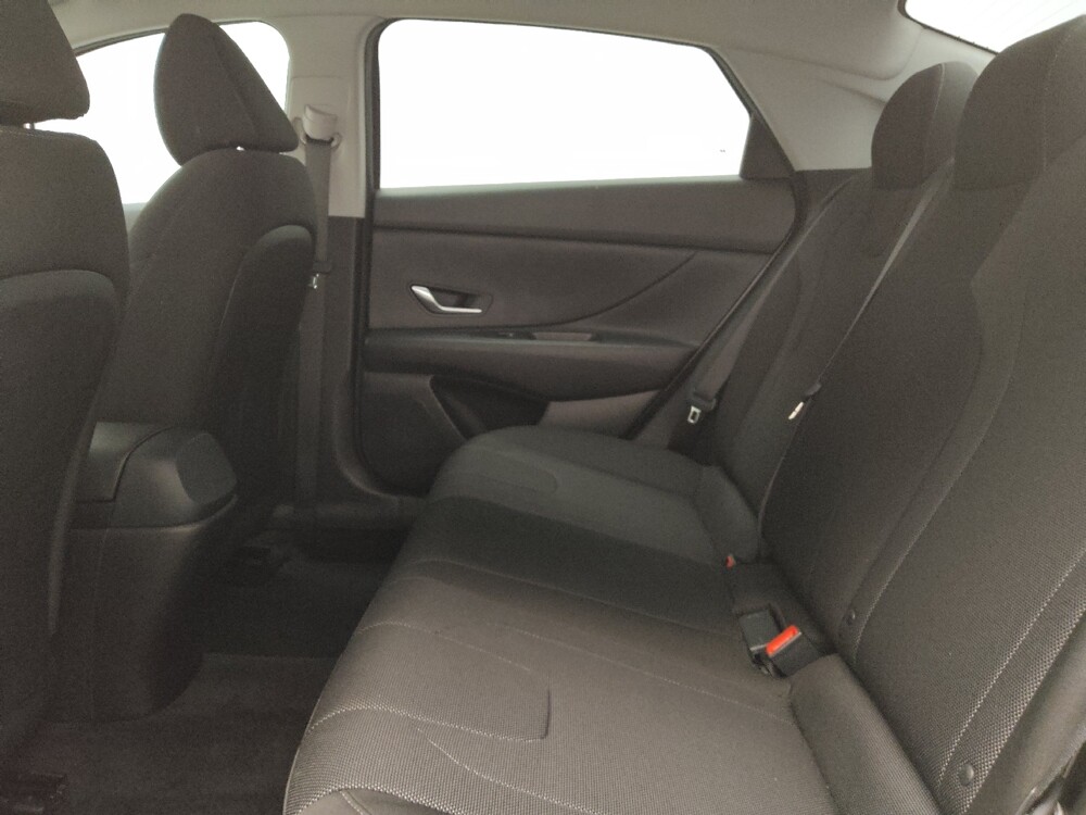 2022 Hyundai Elantra in Tulsa, OK 74145 - 18133606 18
