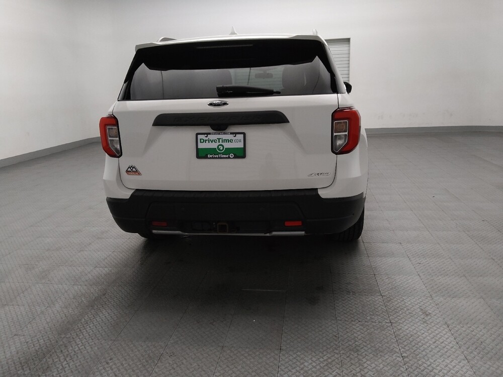 2022 Ford Explorer in Arlington, TX 76011 - 18133607 7