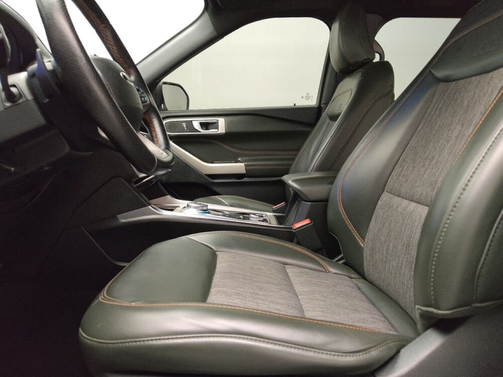 2022 Ford Explorer in Arlington, TX 76011 - 18133607 17