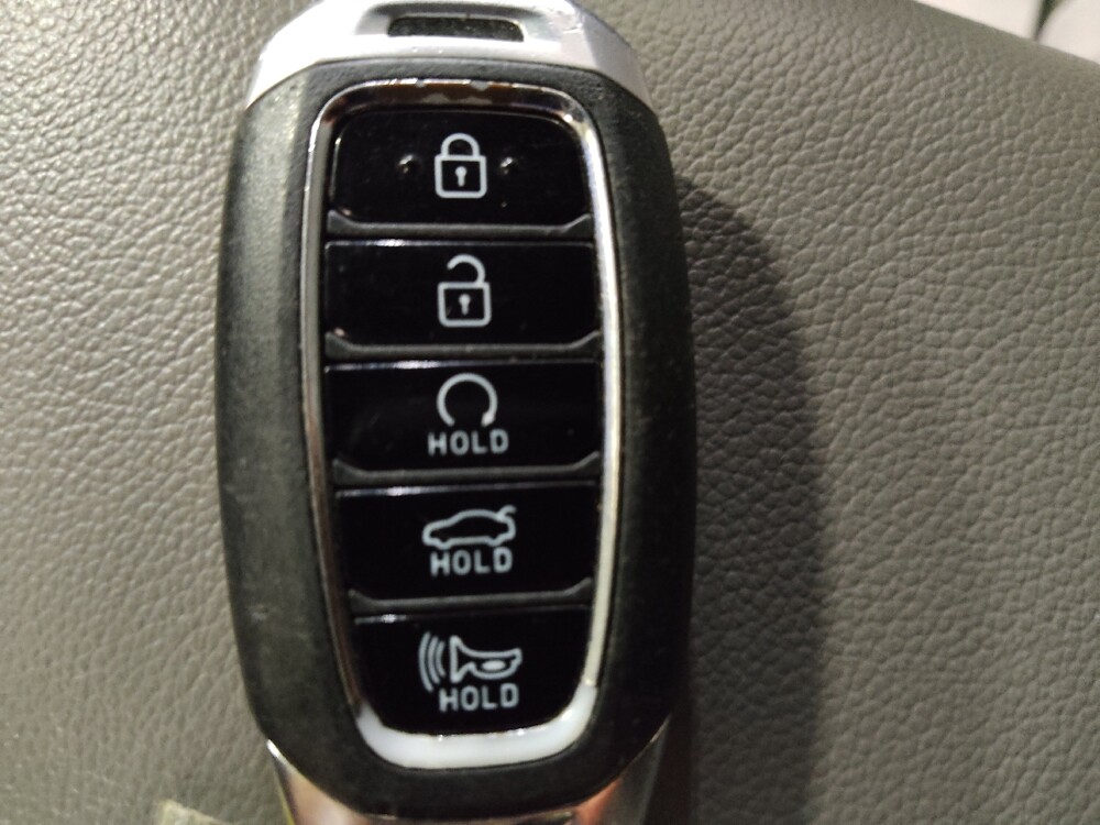 2023 Hyundai Elantra in El Paso, TX 79907 - 18133610 32