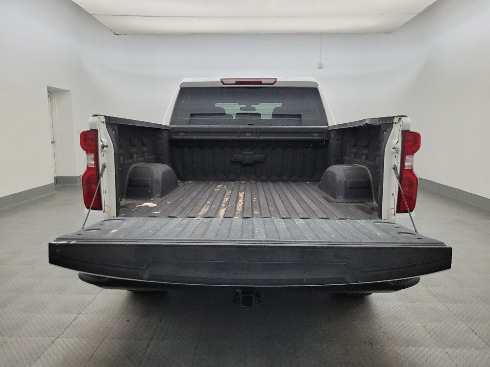 2020 Chevrolet Silverado 1500 in Glendale, AZ 85301 - 18133612 29