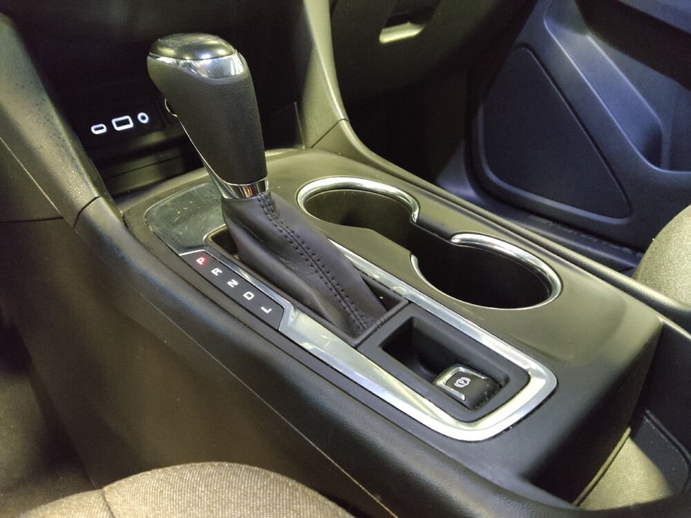 2021 Chevrolet Equinox in Glendale, AZ 85301 - 18133613 26