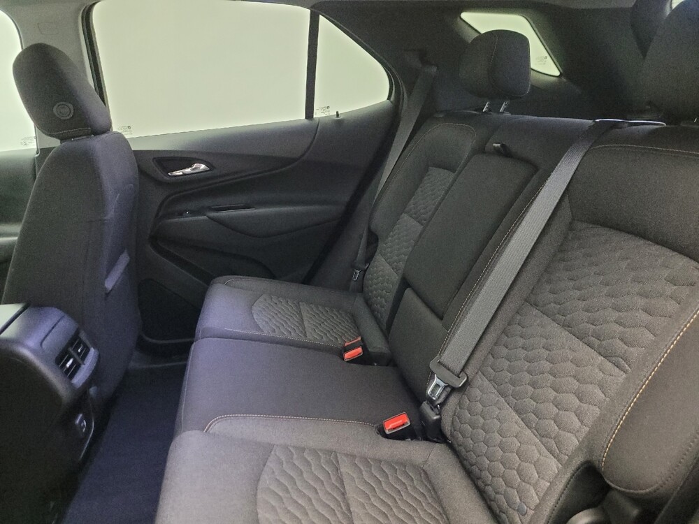 2021 Chevrolet Equinox in Glendale, AZ 85301 - 18133613 18