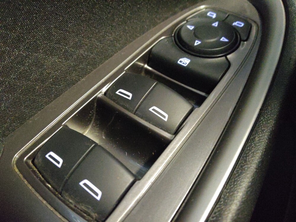 2022 Chevrolet Malibu in Mesa, AZ 85210 - 18133614 27