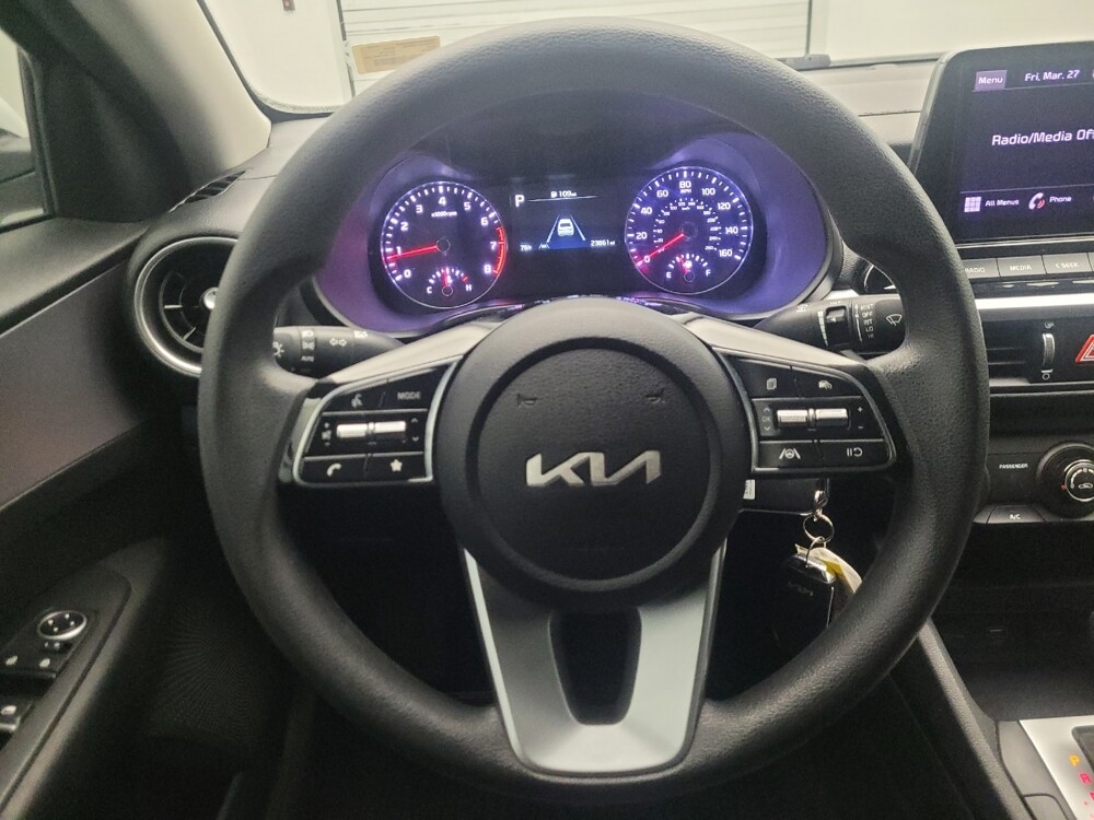 2022 Kia Forte in Mesa, AZ 85210 - 18133617 22