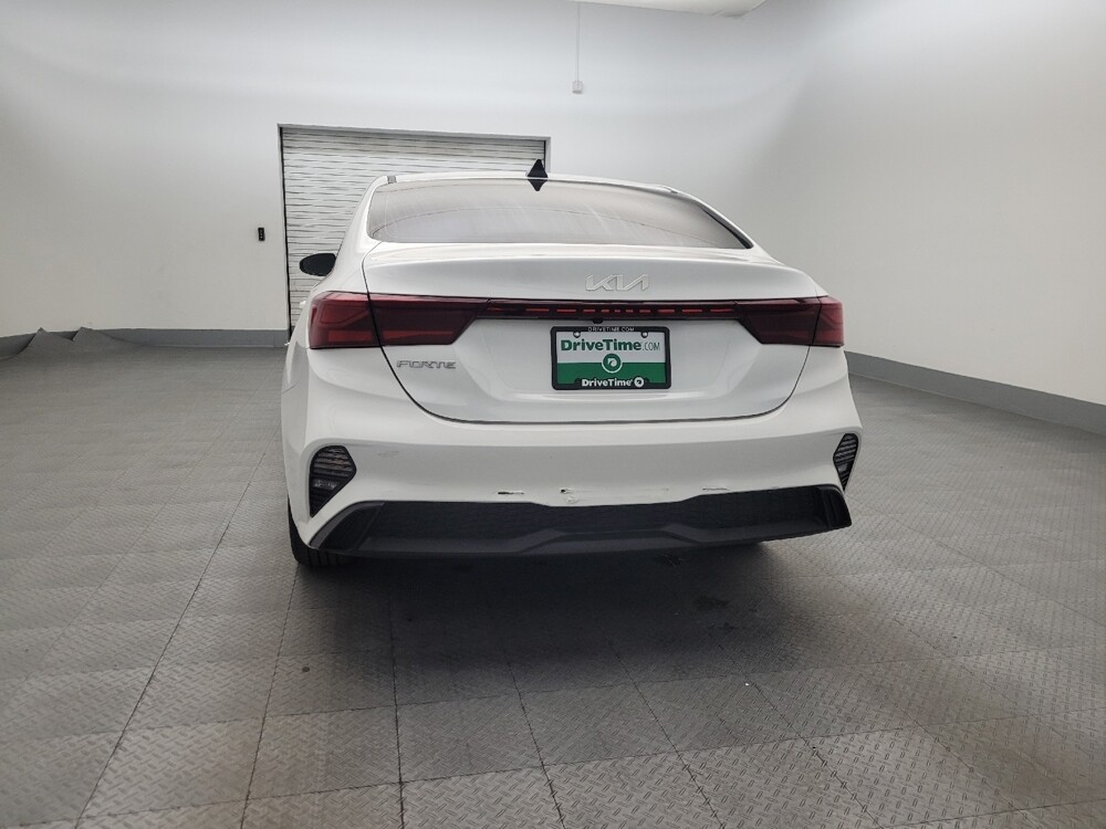 2022 Kia Forte in Mesa, AZ 85210 - 18133617 6