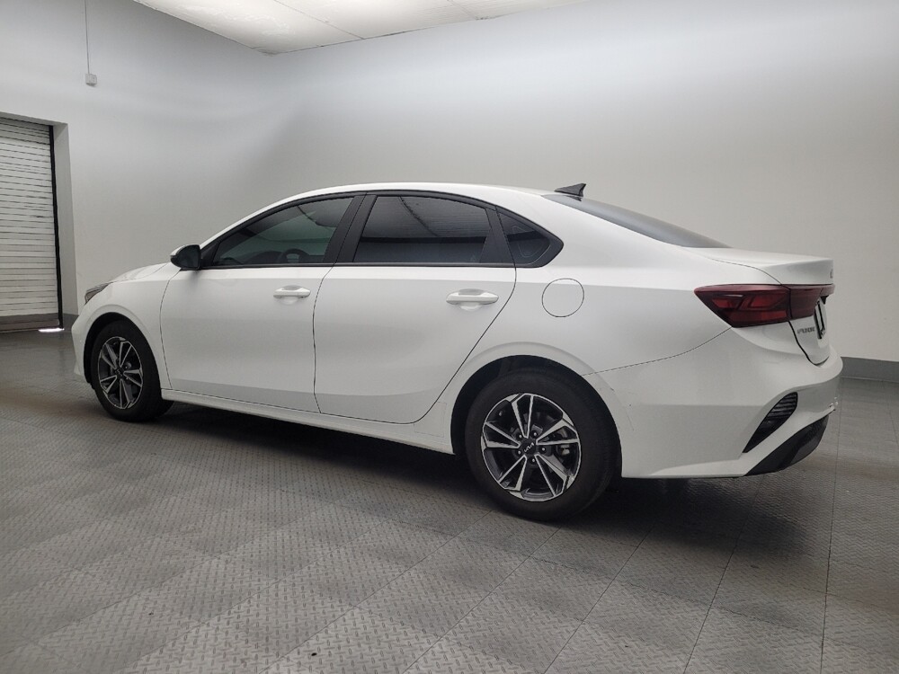 2022 Kia Forte in Mesa, AZ 85210 - 18133617 3