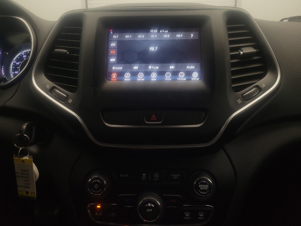 2019 Jeep Cherokee in Phoenix, AZ 85022 - 18133620 25