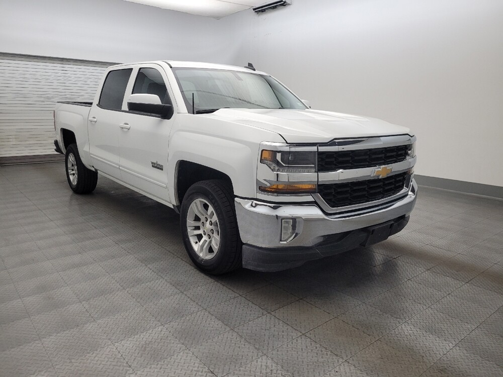 2018 Chevrolet Silverado 1500 in Glendale, AZ 85301 - 18133621 13