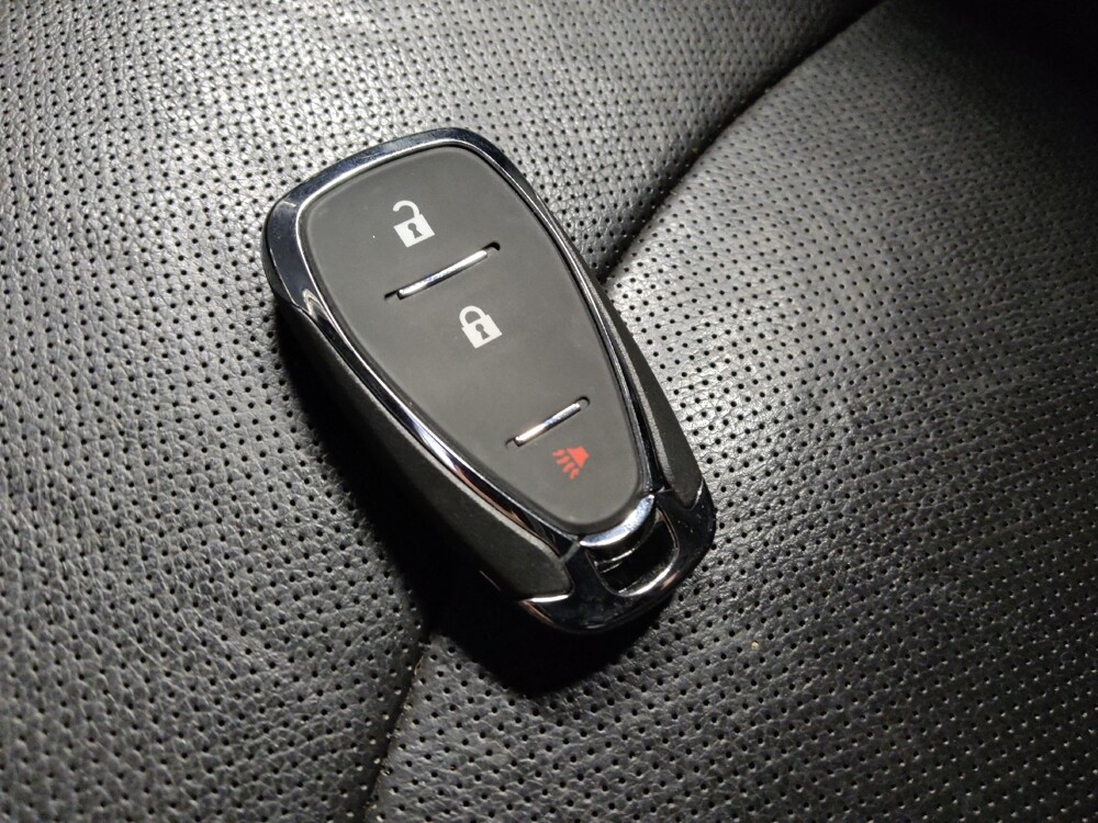 2019 Chevrolet Equinox in Phoenix, AZ 85015 - 18133622 32