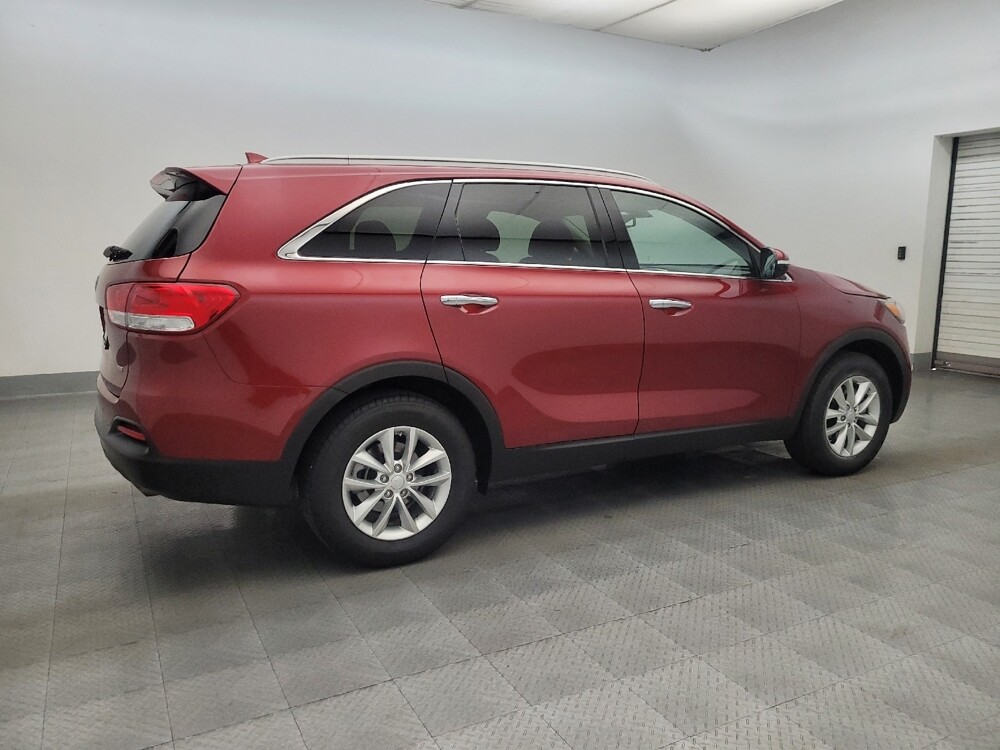 2018 Kia Sorento in Mesa, AZ 85210 - 18133629 10