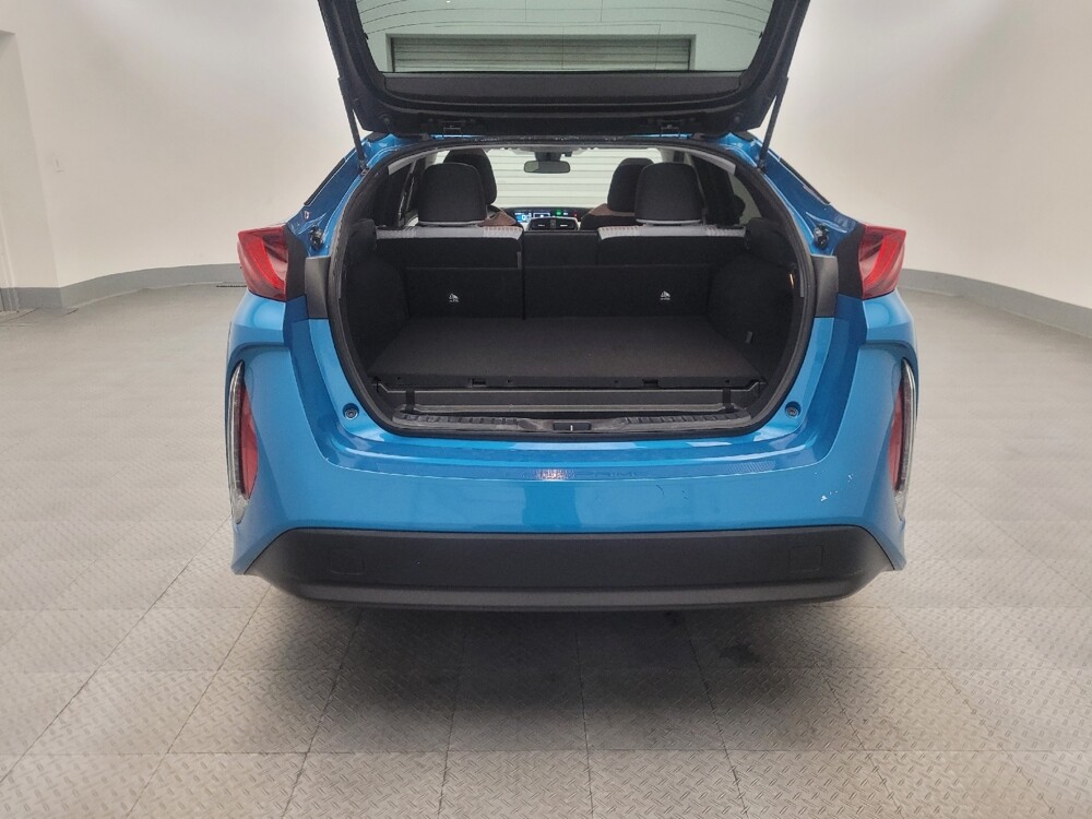 2017 Toyota Prius Prime in Mesa, AZ 85210 - 18133632 29