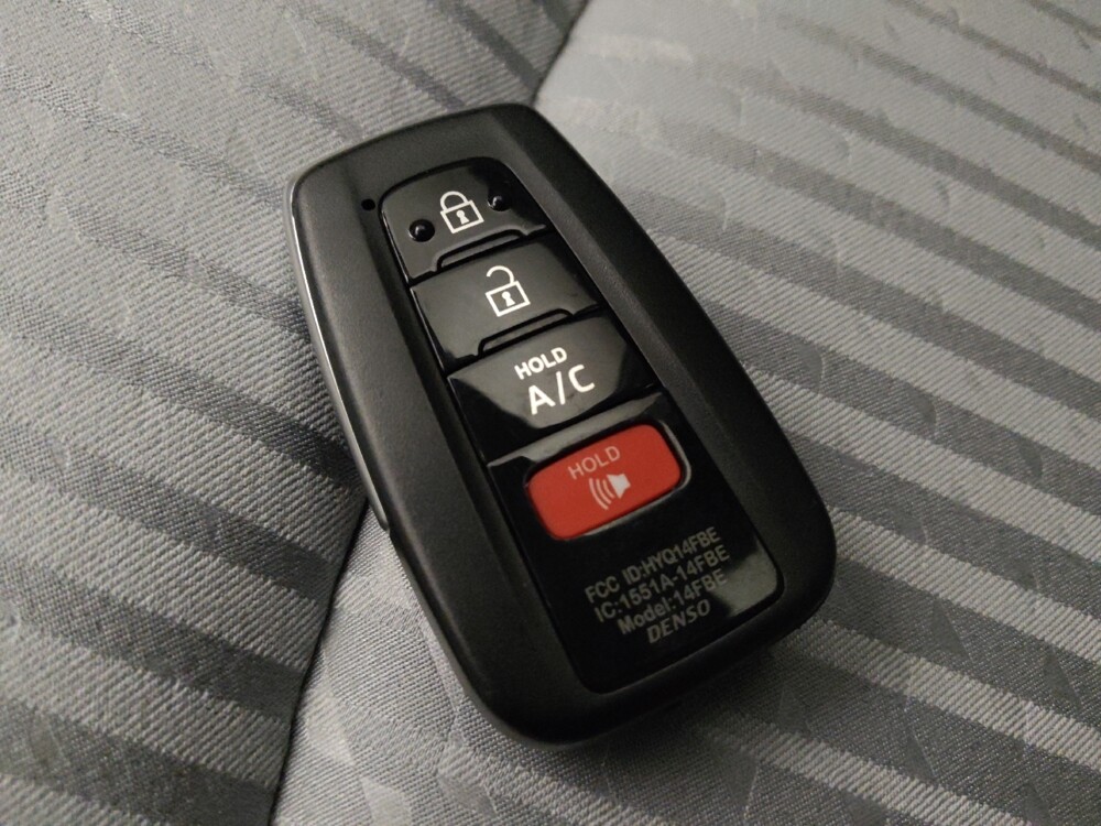 2017 Toyota Prius Prime in Mesa, AZ 85210 - 18133632 32