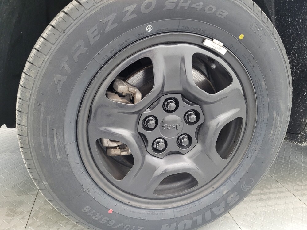 2018 Jeep Compass in Baton Rouge, LA 70816 - 18133639 31