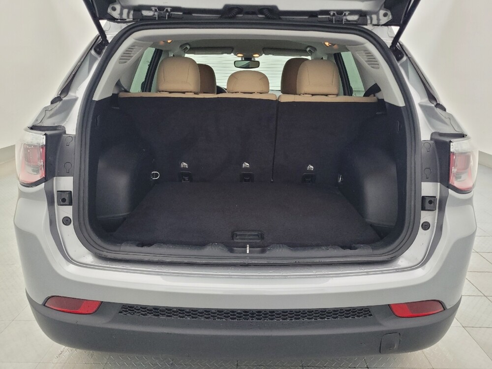 2018 Jeep Compass in Baton Rouge, LA 70816 - 18133639 29