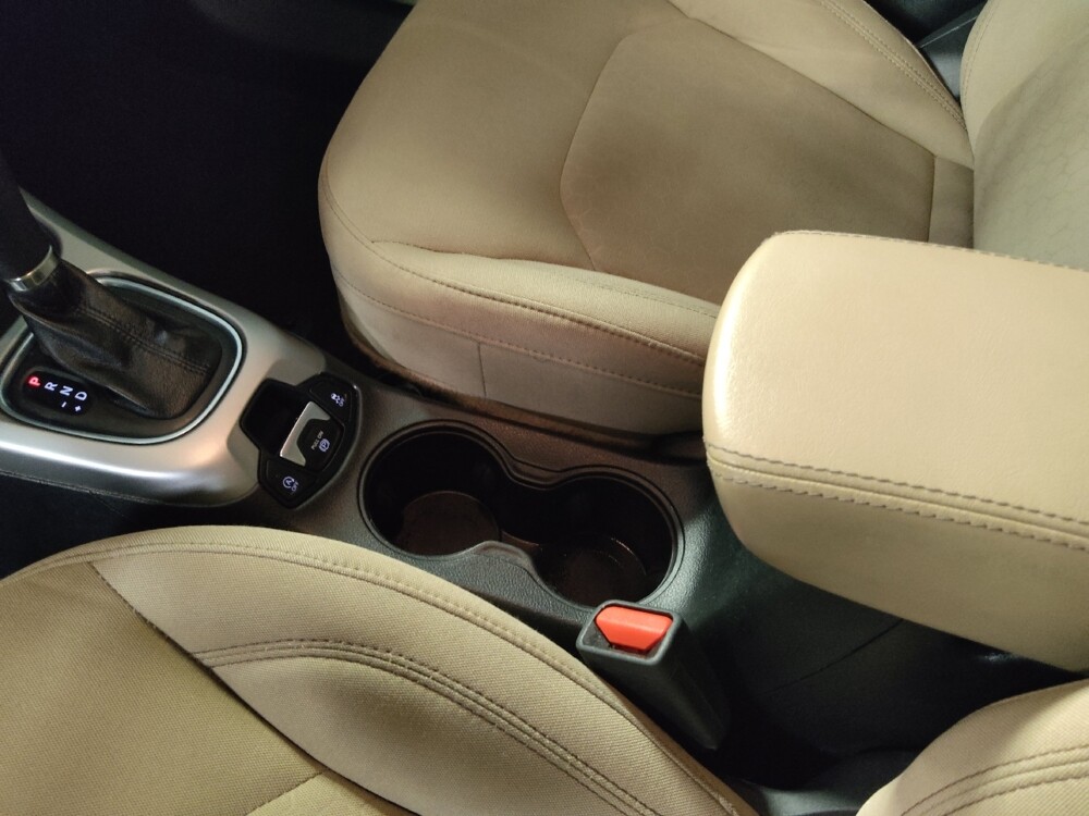 2018 Jeep Compass in Baton Rouge, LA 70816 - 18133639 26