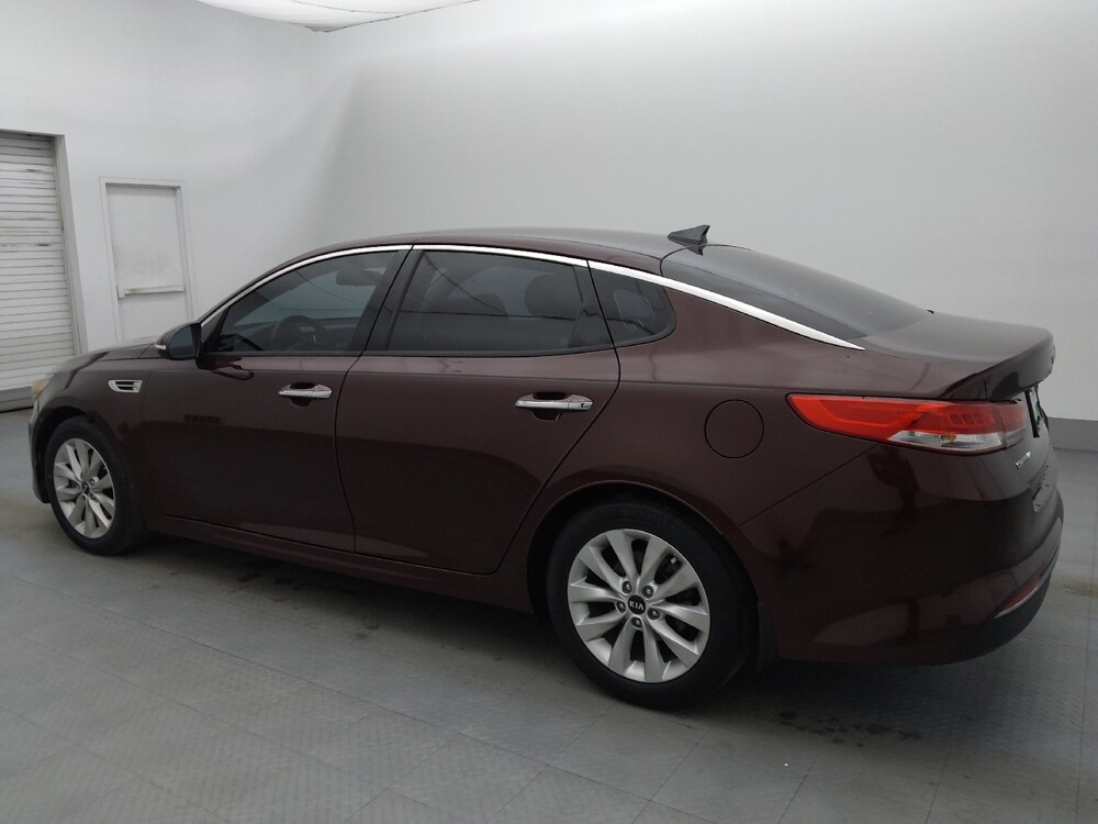 2016 Kia Optima in Metairie, LA 70006 - 18133641 3