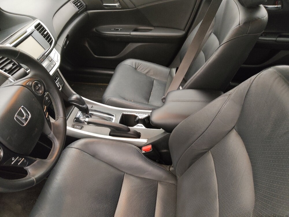 2015 Honda Accord in Tampa, FL 33619 - 18133645 17