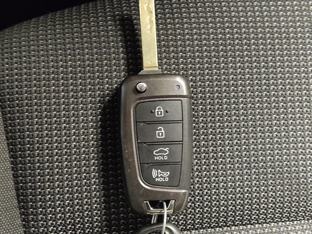 2018 Hyundai Accent in Macon, GA 31210 - 18133646 32