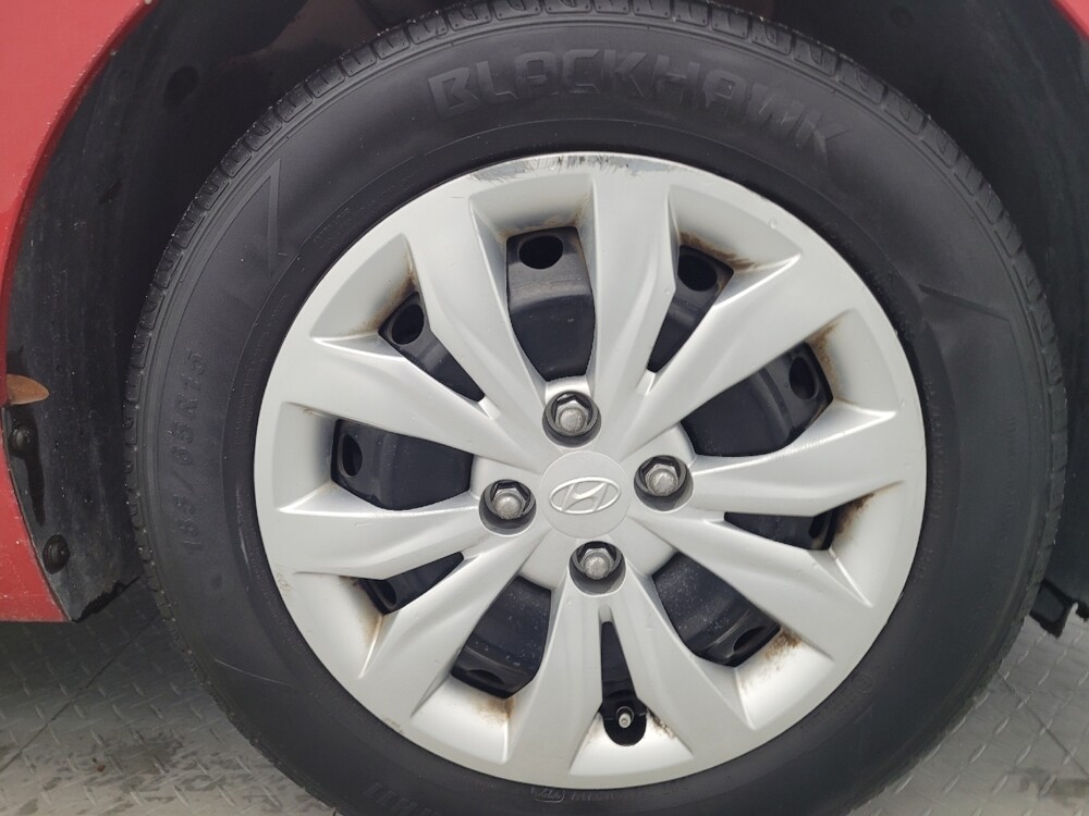 2018 Hyundai Accent in Macon, GA 31210 - 18133646 31