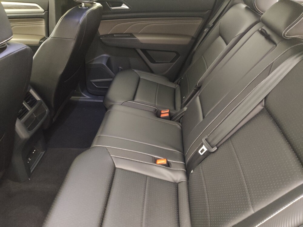 2023 Volkswagen Atlas in Clearwater, FL 33764 - 18133647 18