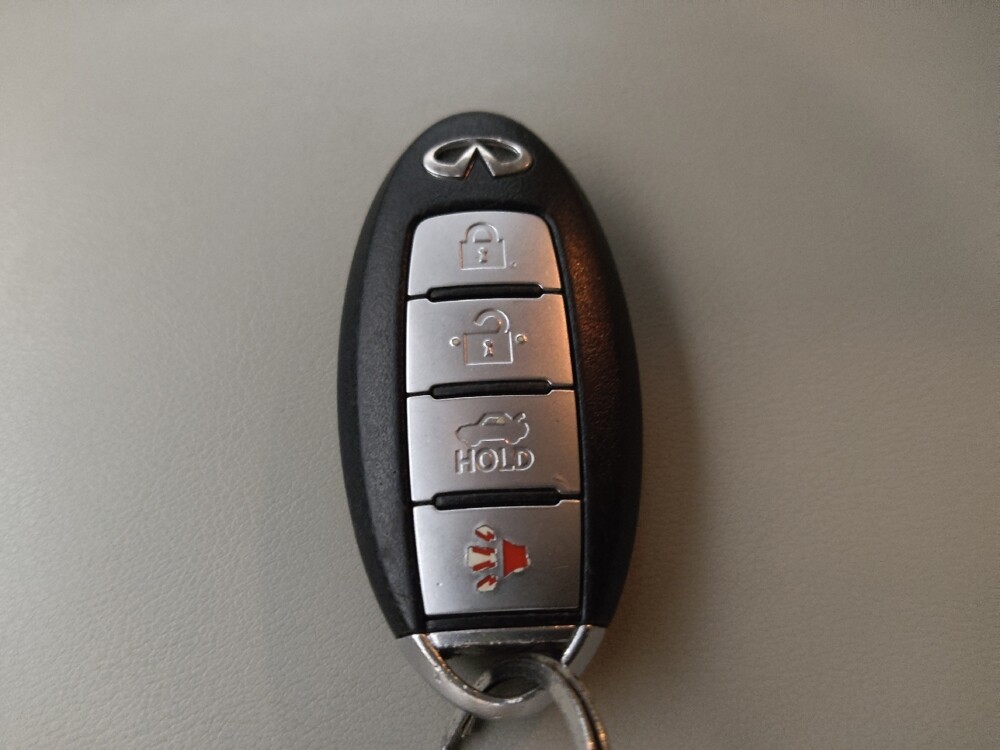 2017 INFINITI Q50 in Metairie, LA 70006 - 18133660 32