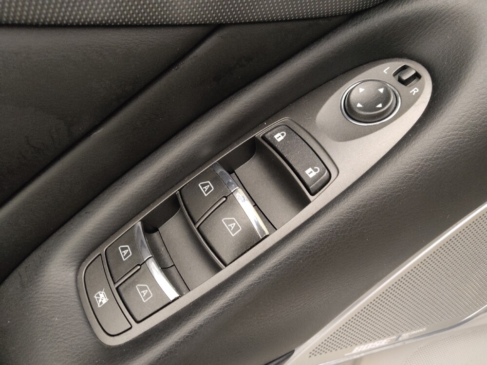 2017 INFINITI Q50 in Metairie, LA 70006 - 18133660 27