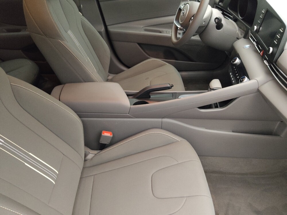 2023 Hyundai Elantra in Lakeland, FL 33815 - 18133664 21