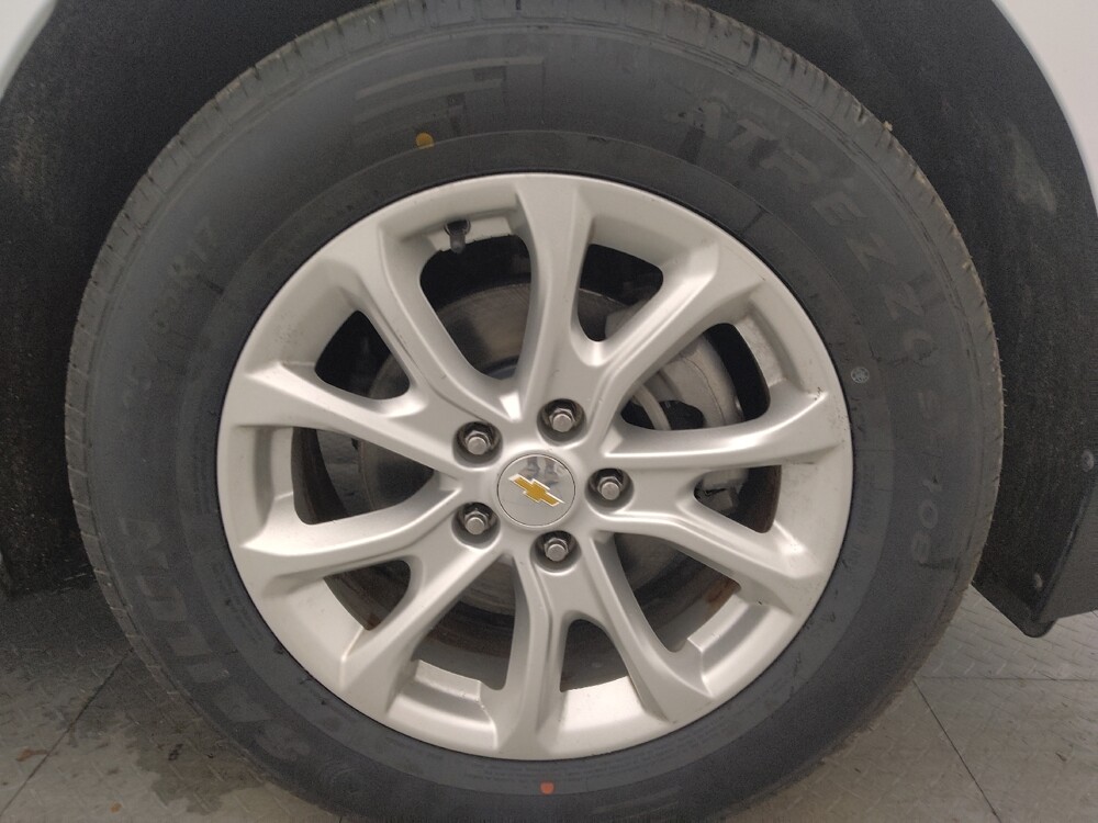 2018 Chevrolet Equinox in Baton Rouge, LA 70816 - 18133667 31
