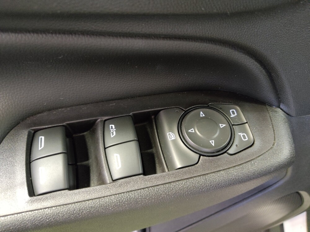 2018 Chevrolet Equinox in Baton Rouge, LA 70816 - 18133667 27