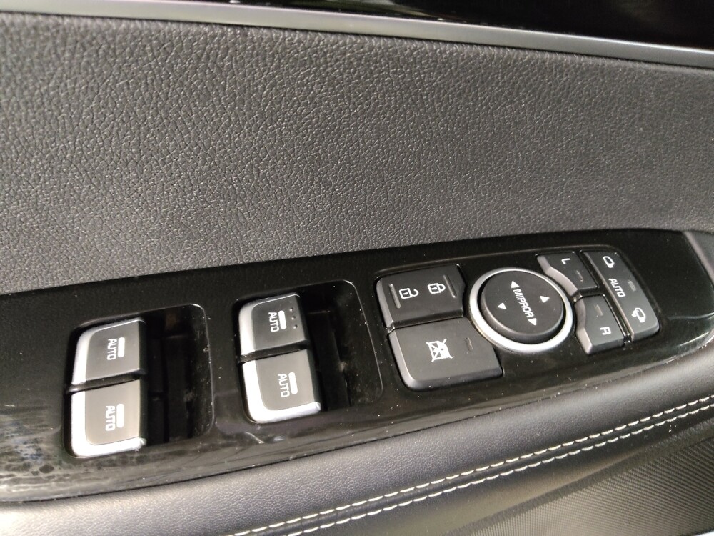 2019 Kia Sorento in Metairie, LA 70006 - 18133668 27