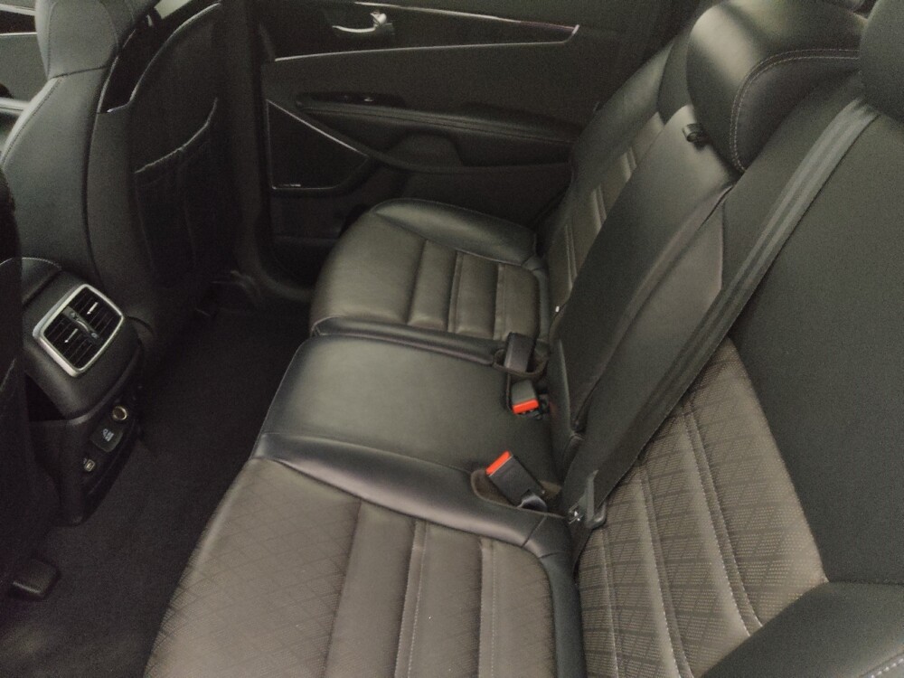 2019 Kia Sorento in Metairie, LA 70006 - 18133668 18