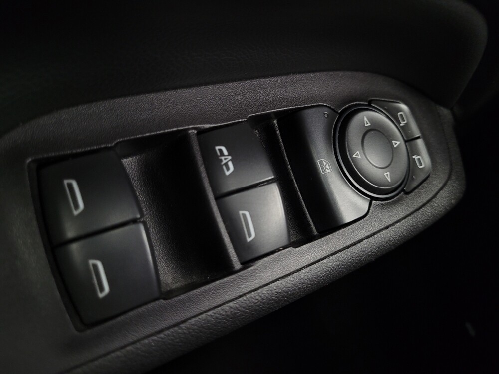 2018 Chevrolet Equinox in Las Vegas, NV 89102 - 18133671 27