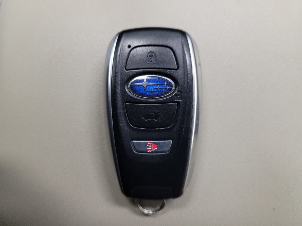 2020 Subaru Ascent in Las Vegas, NV 89102 - 18133673 32