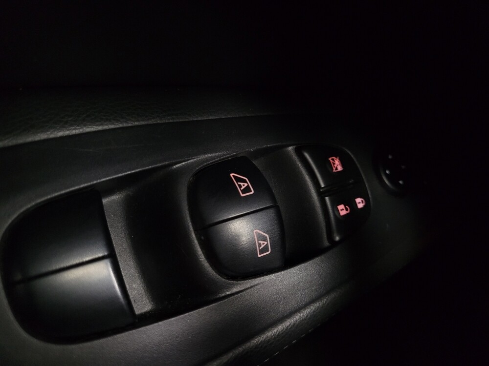 2019 Nissan Pathfinder in Las Vegas, NV 89104 - 18133674 27