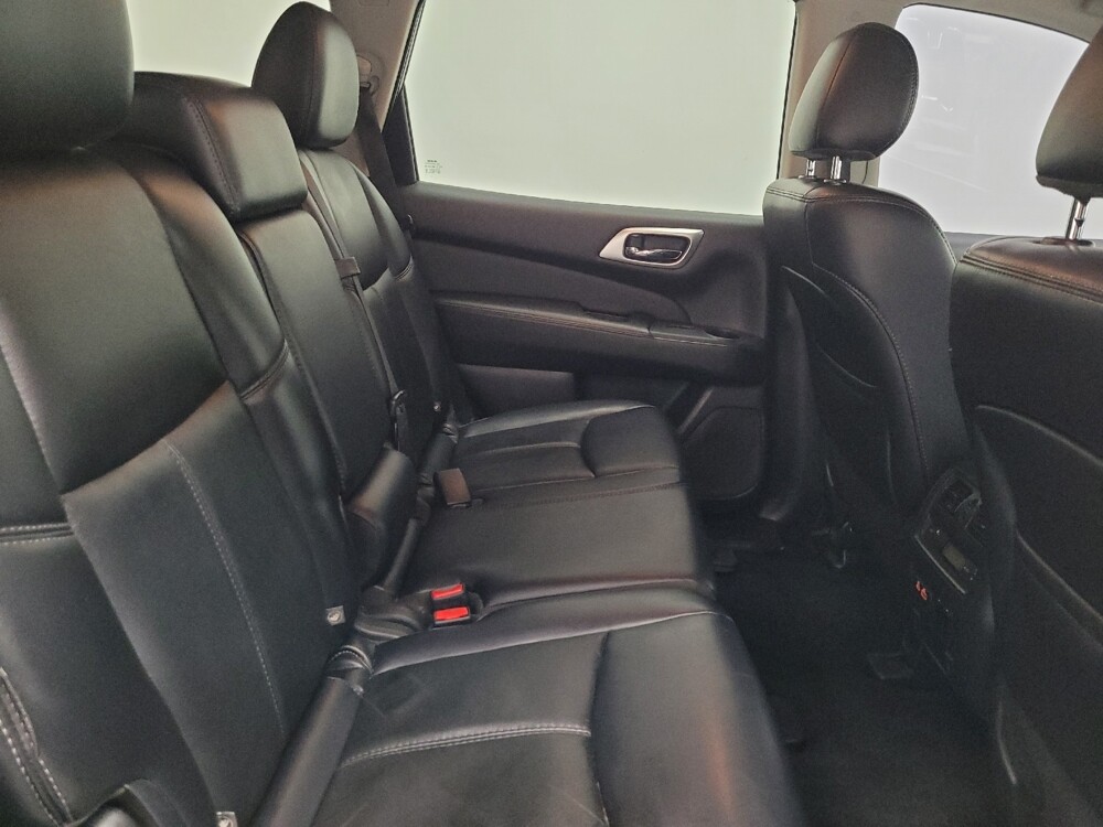 2019 Nissan Pathfinder in Las Vegas, NV 89104 - 18133674 19