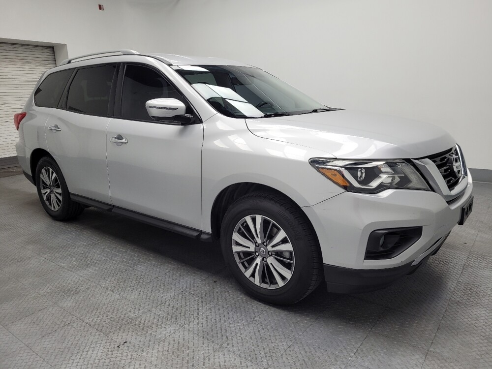 2019 Nissan Pathfinder in Las Vegas, NV 89104 - 18133674 11