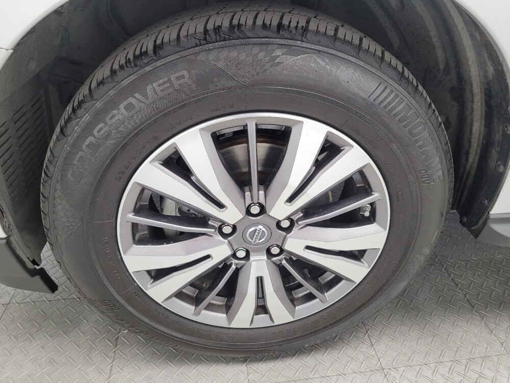 2019 Nissan Pathfinder in Las Vegas, NV 89104 - 18133674 31