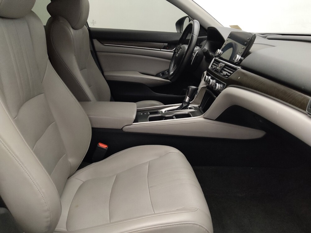 2018 Honda Accord in Wilmington, NC 28405 - 18133687 21