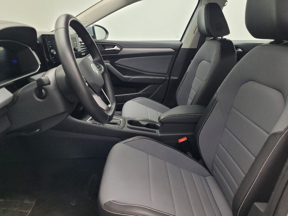 2025 Volkswagen Jetta in Ocala, FL 34471 - 18133688 17