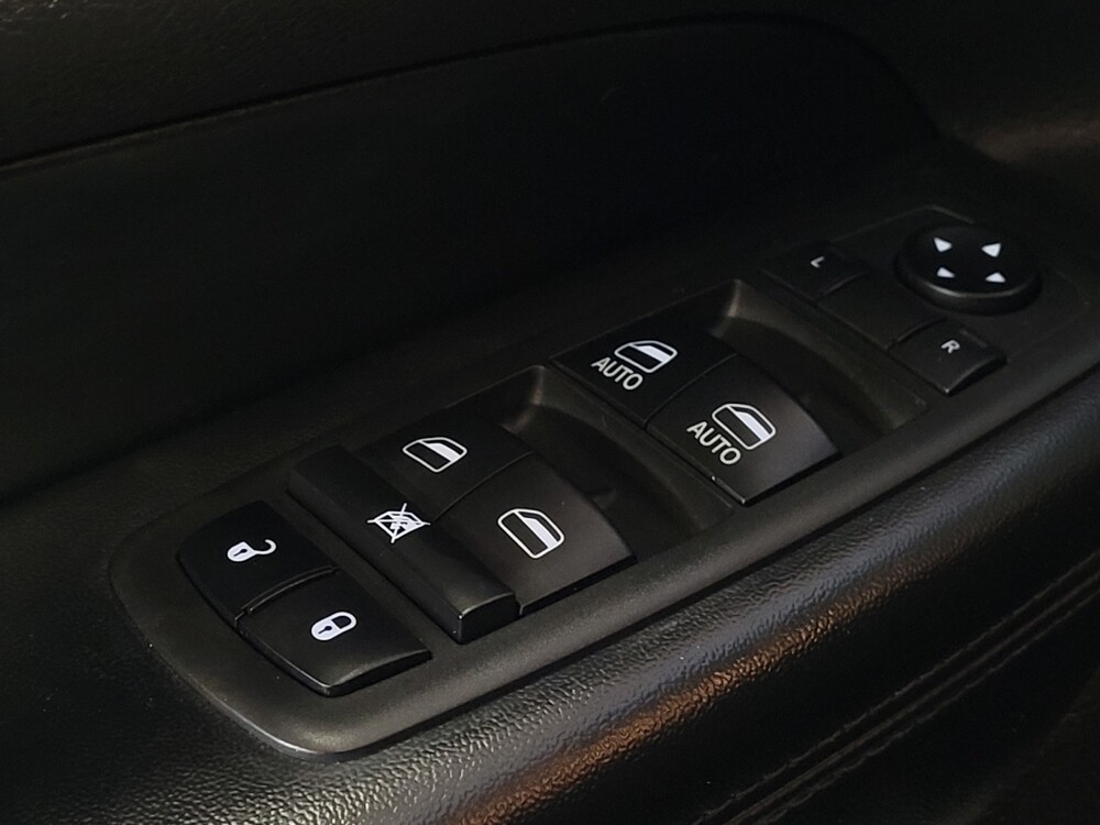 2019 Jeep Grand Cherokee in Hialeah, FL 33014 - 18133689 27