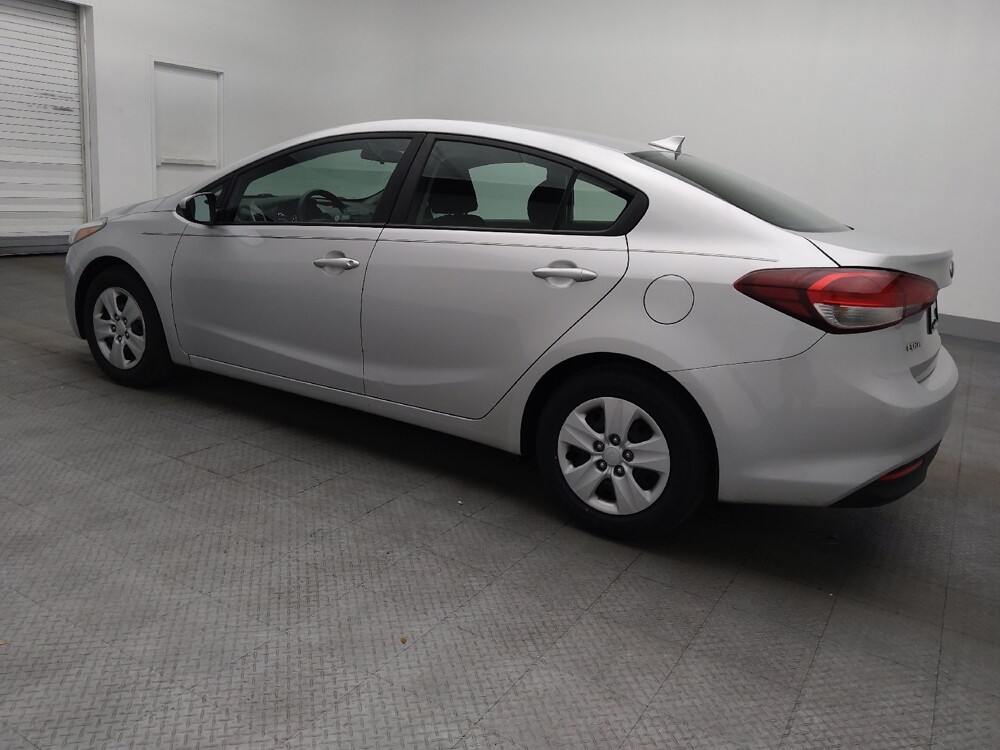 2017 Kia Forte in Jacksonville, FL 32210 - 18133694 3