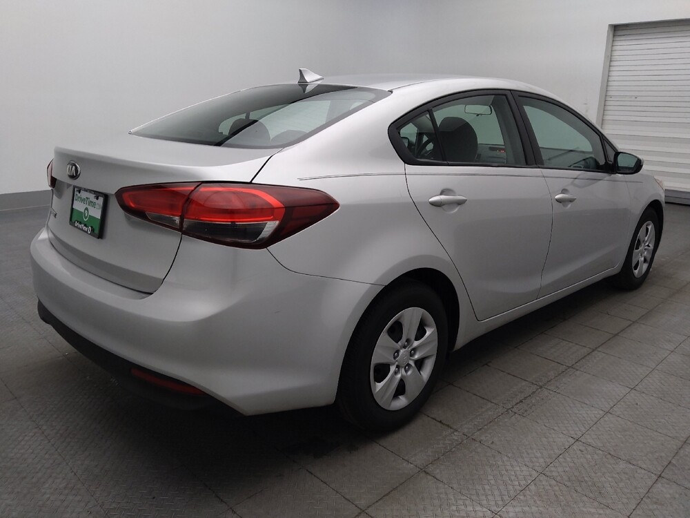 2017 Kia Forte in Jacksonville, FL 32210 - 18133694 9